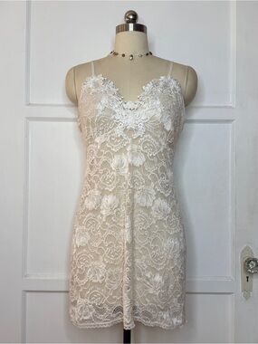 Linea Donatella white lace dress